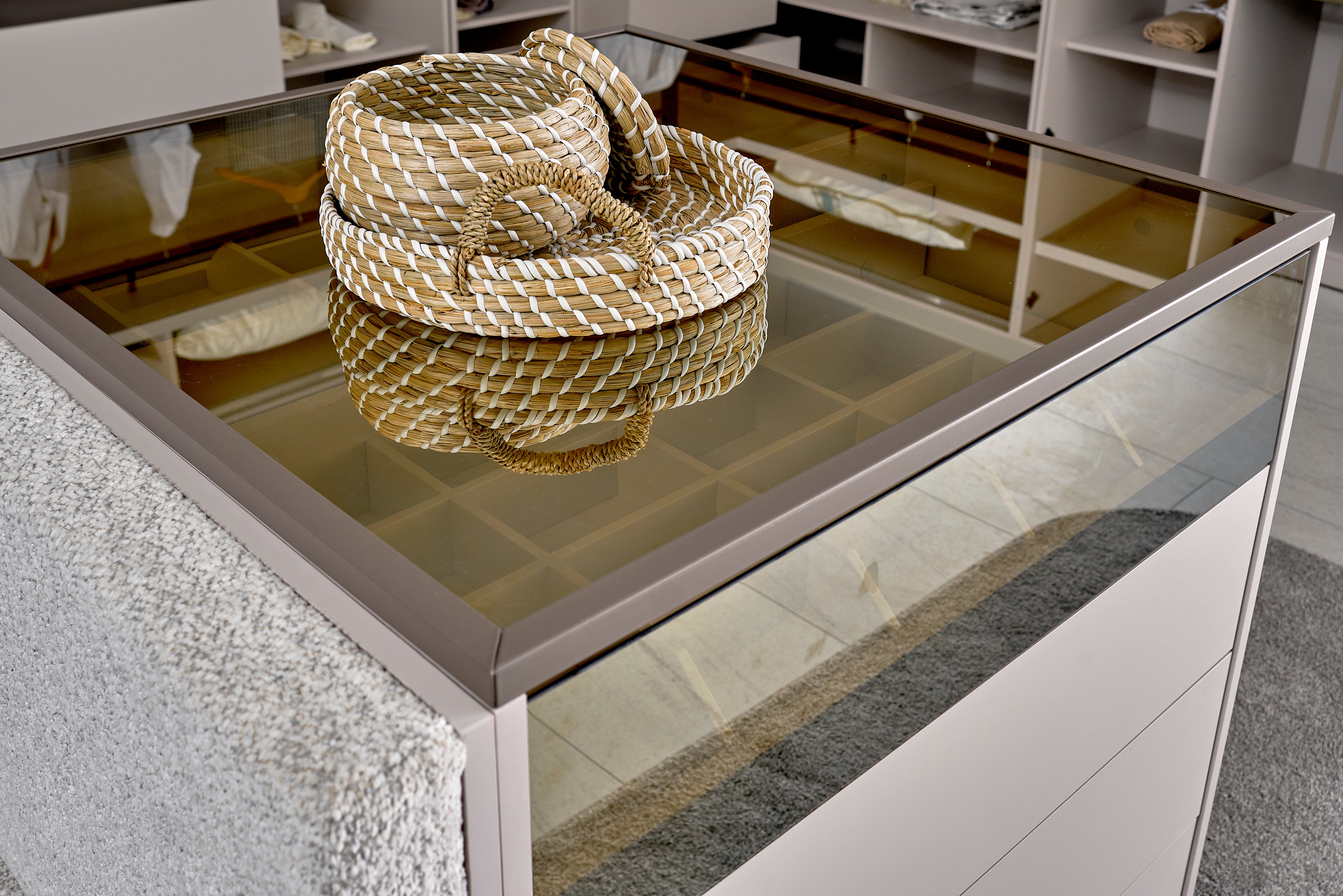 Consolă centrala Savoy Alpin cu 8 sertare