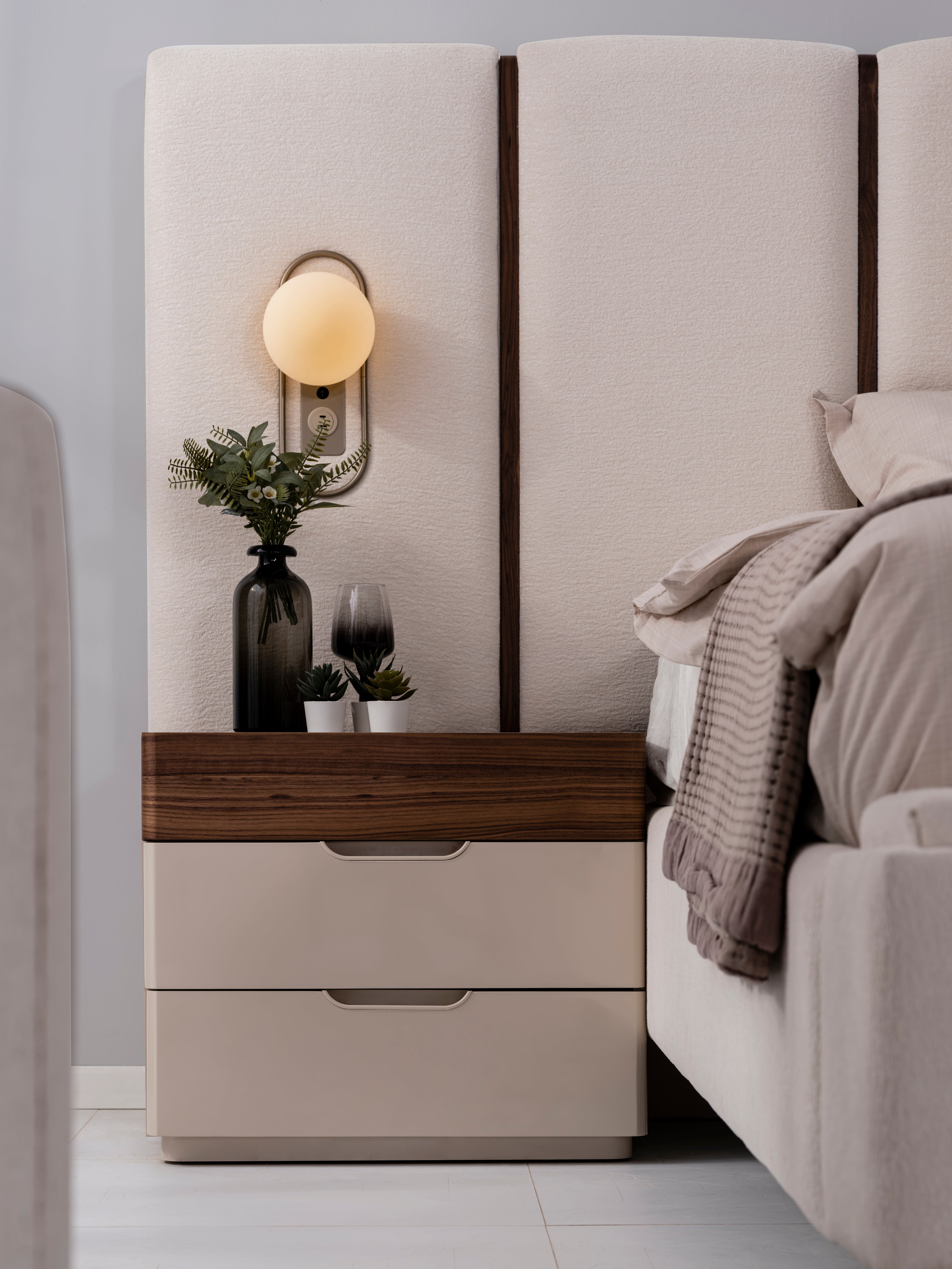 Panou noptieră Bergamo