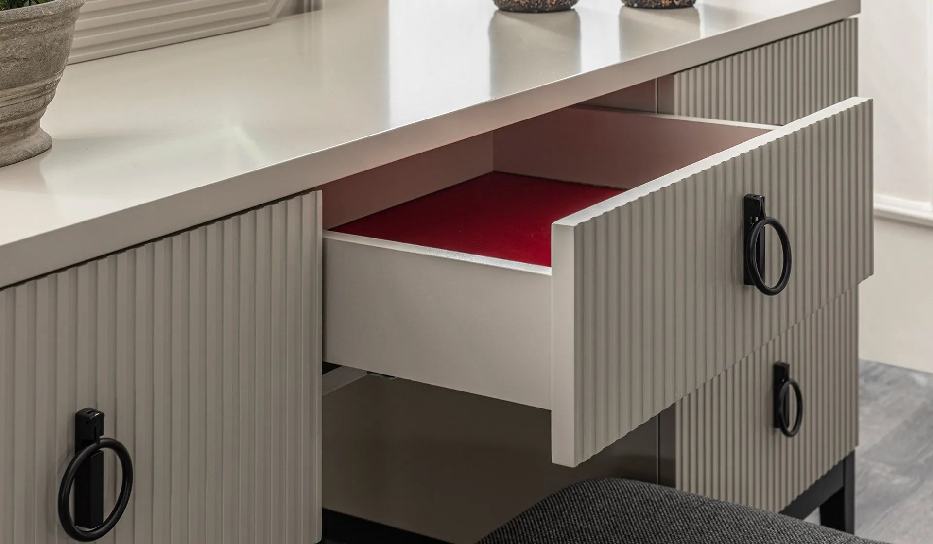 Masă de toaletă cu oglindă Ducale