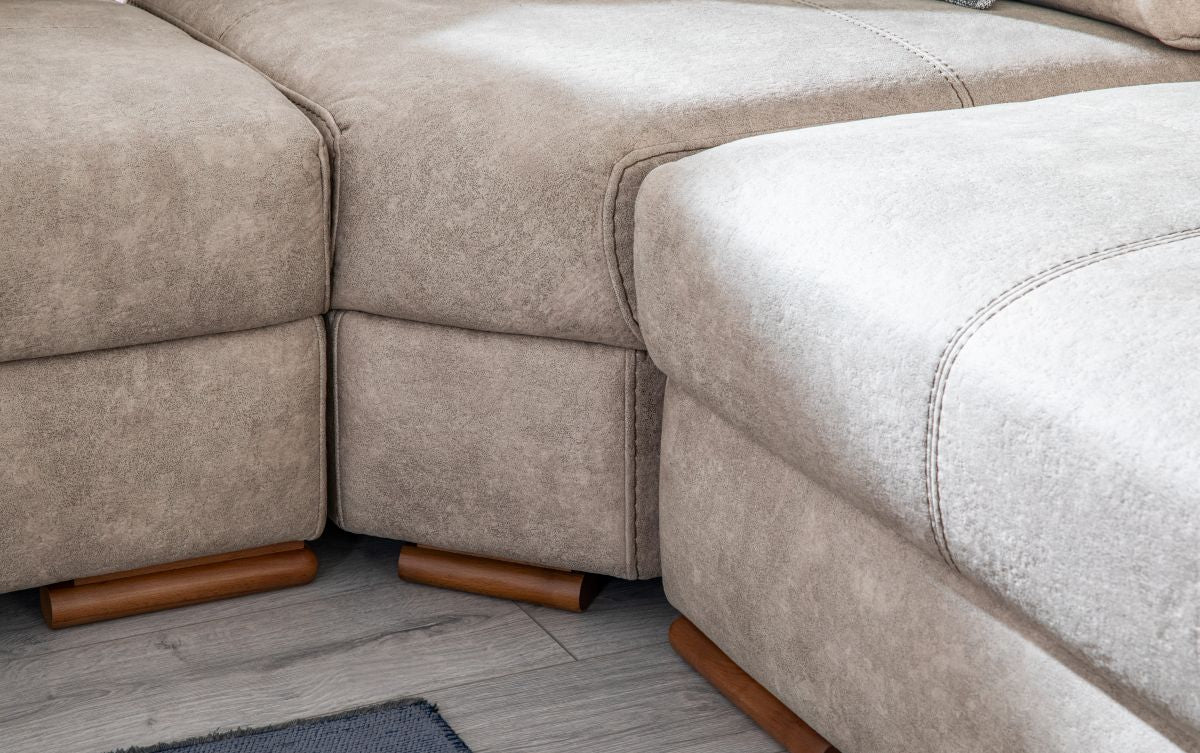 Coltar  Monaco, in forma de L